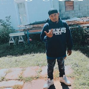 Meet your Posher, Julio